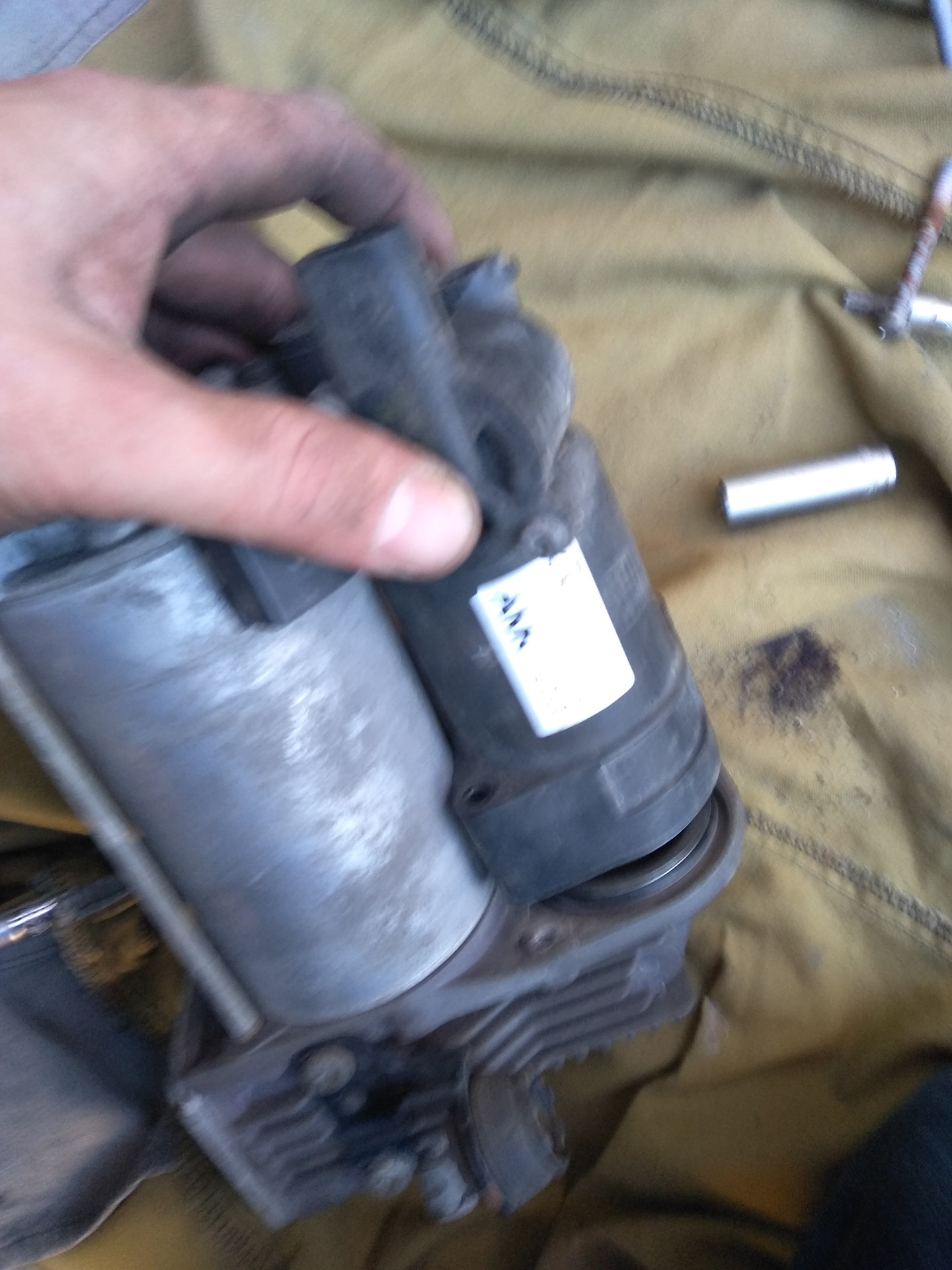 W164 Замена осушителя в компрессоре пневмоподвески — Mercedes-Benz M ...