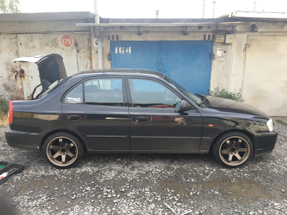 #1 — Lada Приора хэтчбек, 1,6 л, 2009 года | поломка | DRIVE2