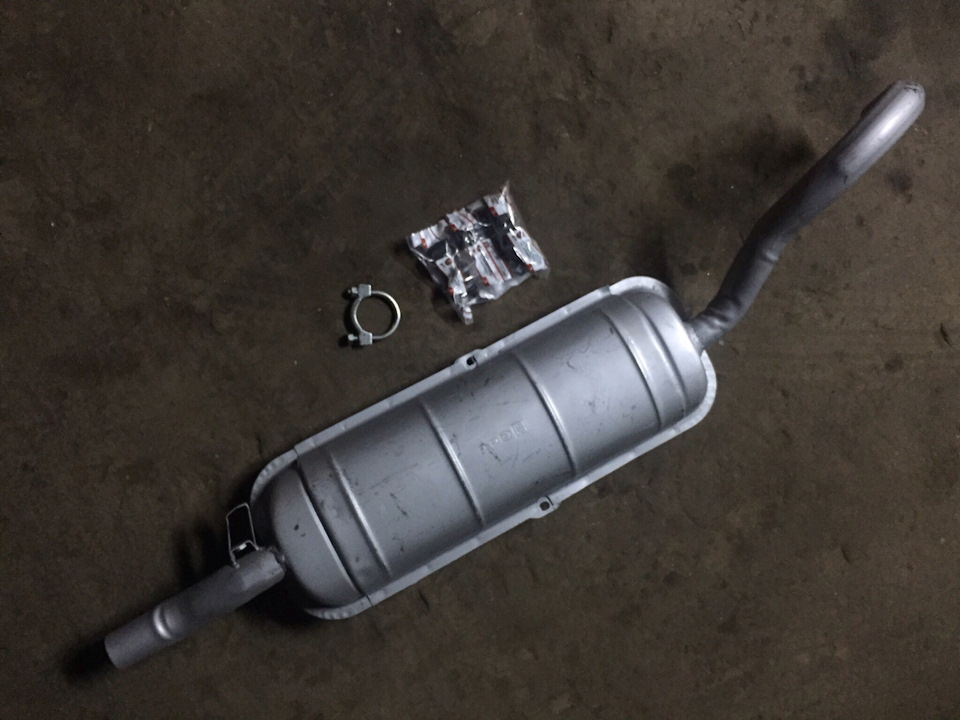 Замена успокоителя и новый глушитель — Lada 21074, 1,6 л, 2004 года ...