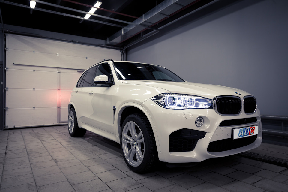 Переделка приборной панели 6WA в спорт панель М на F15/F16 — DRIVE2