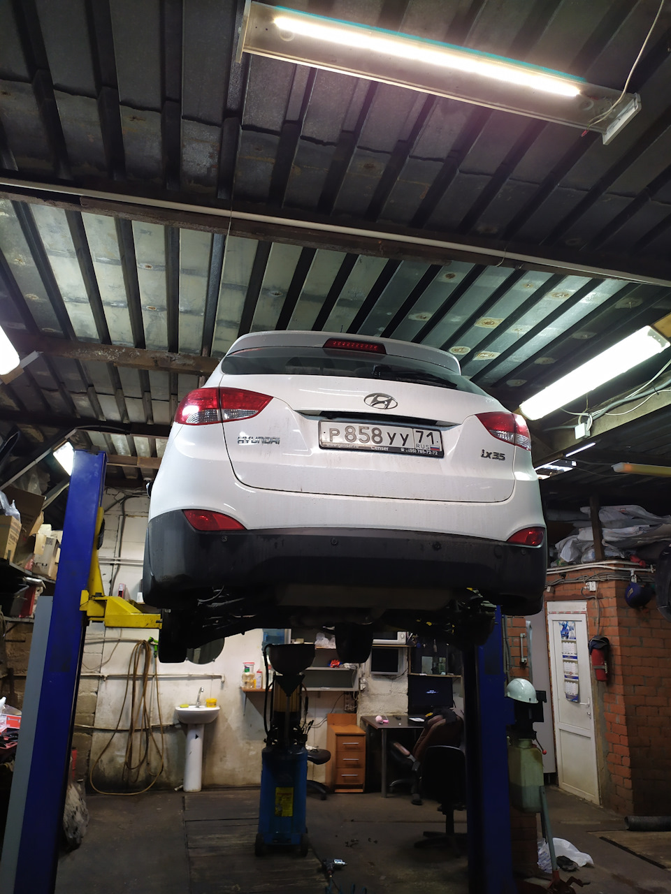 ТО с нежданчиком — Hyundai ix35, 2 л, 2012 года | визит на сервис | DRIVE2