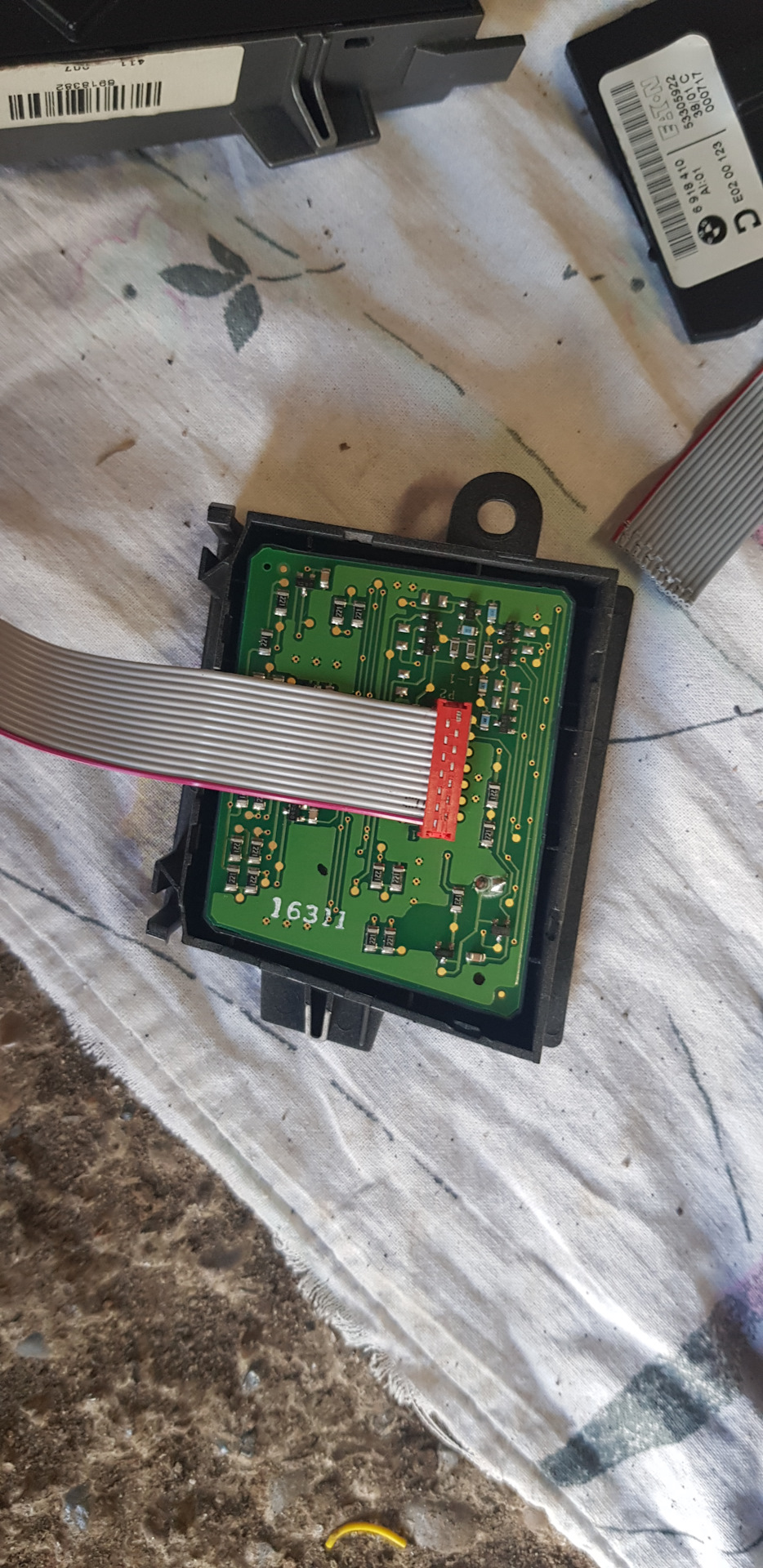 Виброшумоизоляция пола и багажника — Mitsubishi Colt VI, 1,3 л., 2005 ...