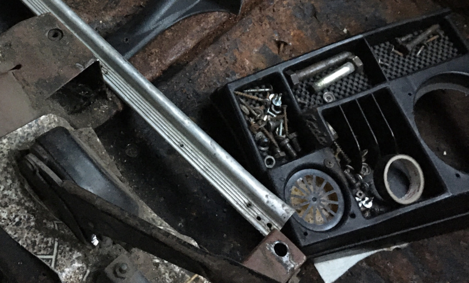 Здравствуй, днище. — Lada 2101, 1,2 л, 1975 года | кузовной ремонт | DRIVE2