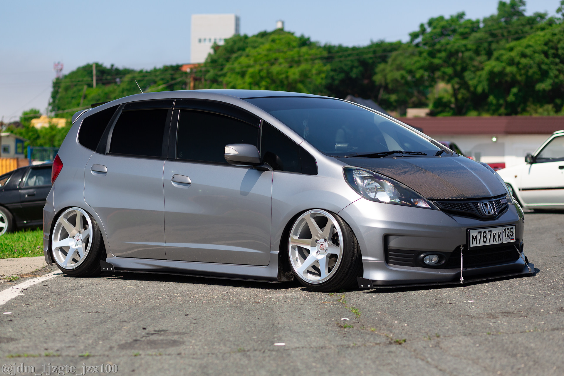 Honda Jazz stance