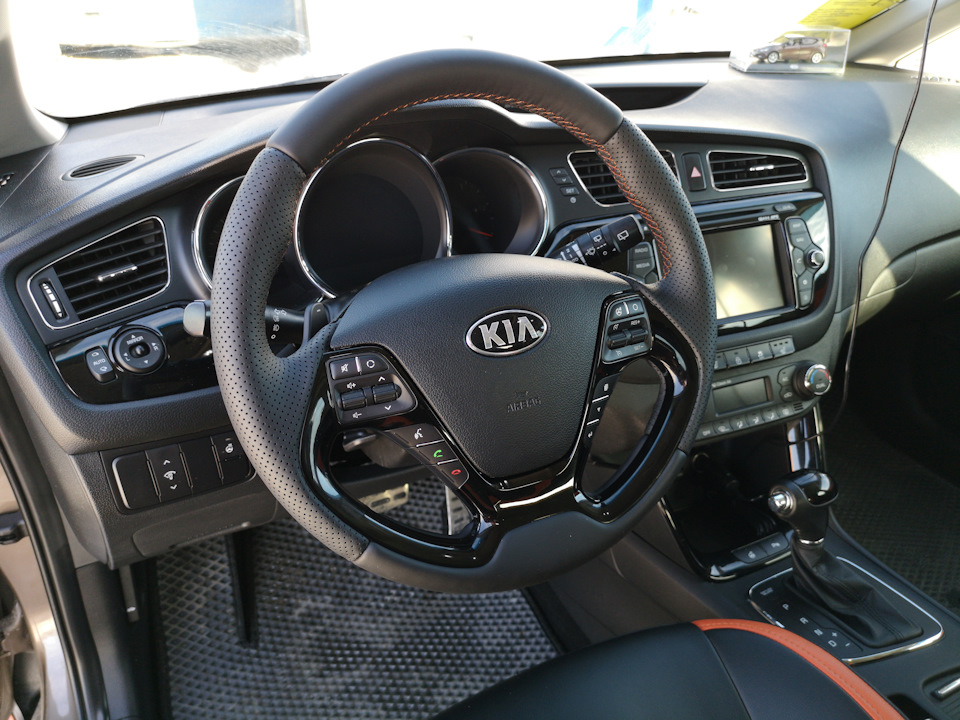 Руль Kia Ceed gt