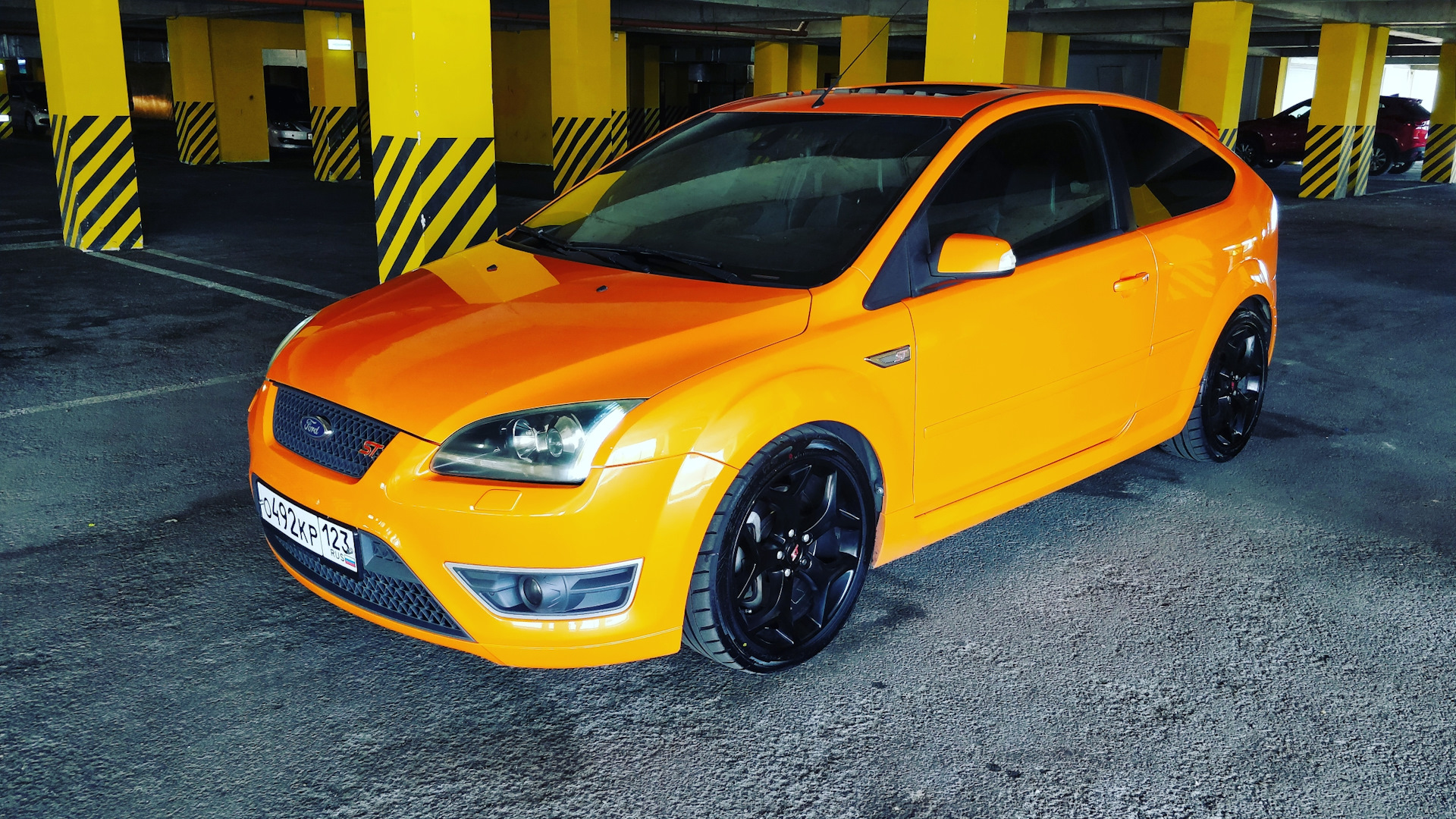 Диски форд 2. Ford Focus St 2007. Ford Focus 2 St диски. Ford Focus 2.5 St. St 2 Focus колеса.