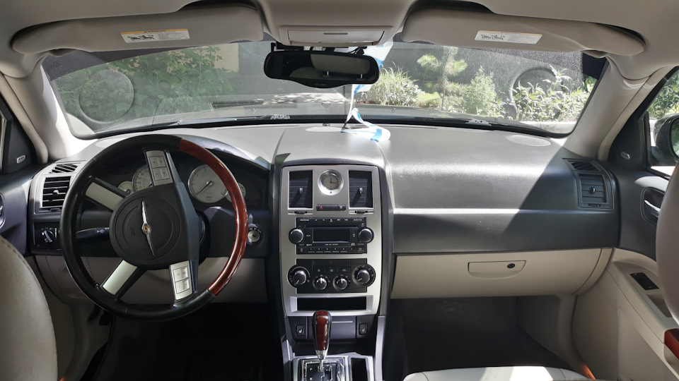 Фото в бортжурнале Chrysler 300C (1G)