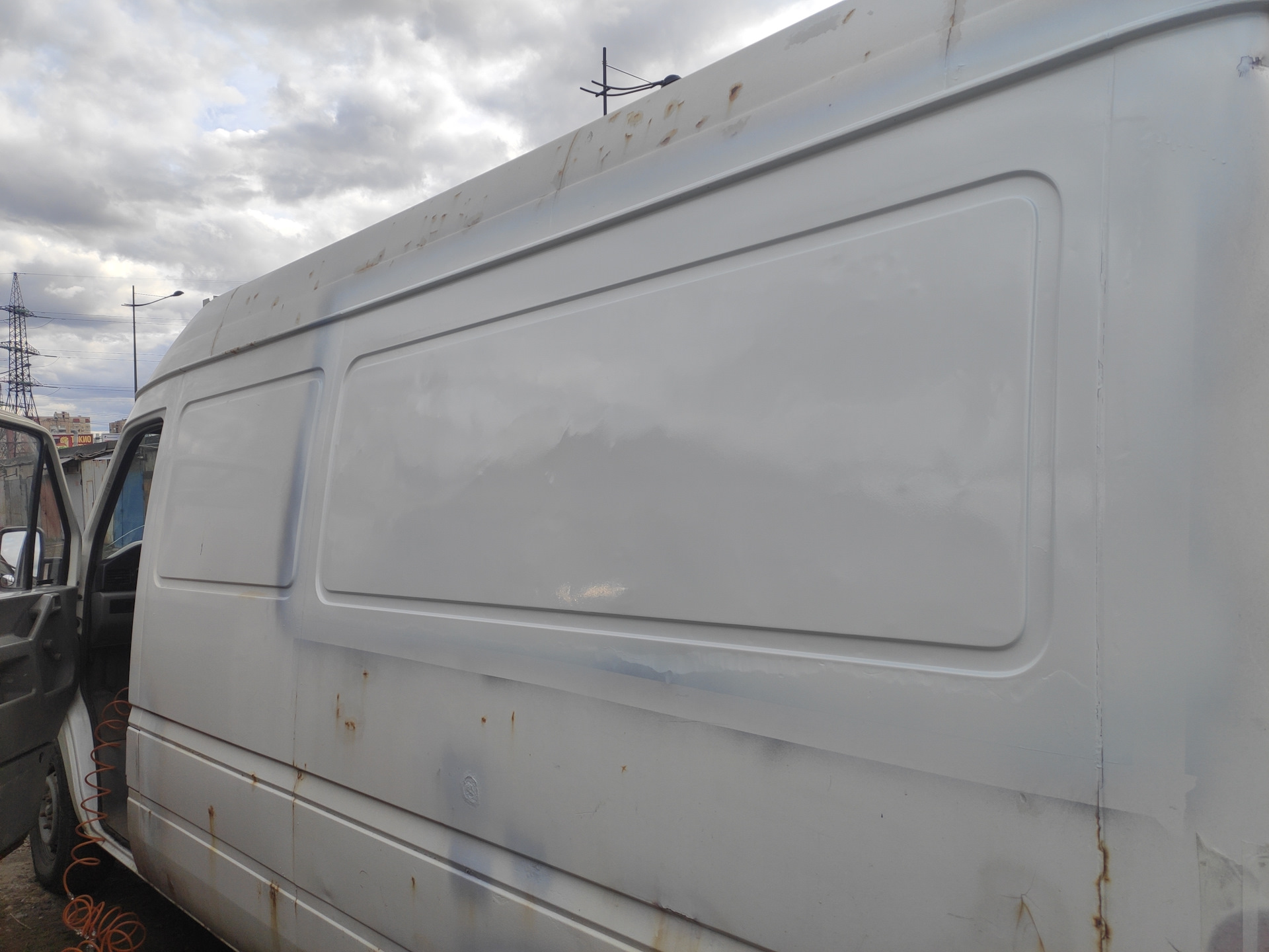 залил панель. запечатыватель ржавчины Mipa — Volkswagen LT (2G), 2,5 л ...