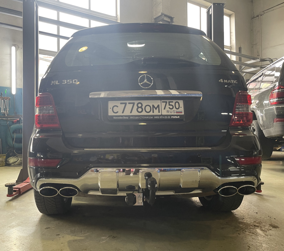 26 — Банки AMG — Mercedes-Benz M-Class (W164), 3,5 л, 2010 года | стайлинг  | DRIVE2