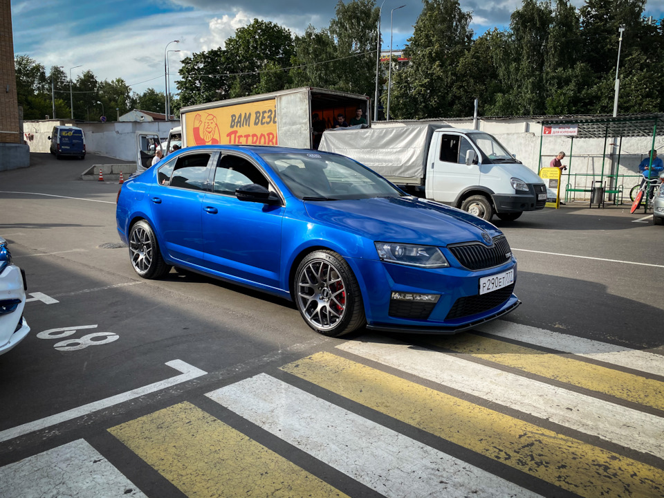 Малой рс. Audi rs7 1/18. Малой рс. Рыболовный сейнер мрс-80. Рс-132 реактивный снаряд.