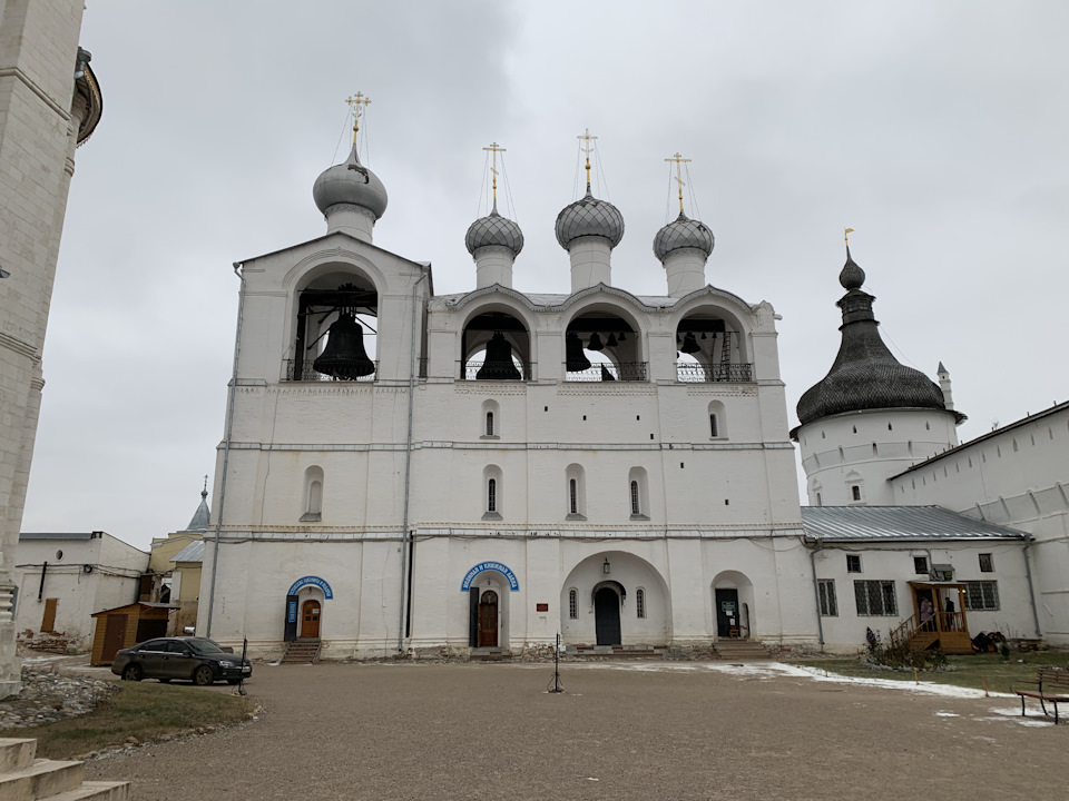 Звонница ростовского кремля фото