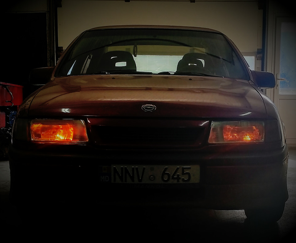 Габаритные лампочки — Opel Vectra A, 2 л, 1992 года | просто так | DRIVE2