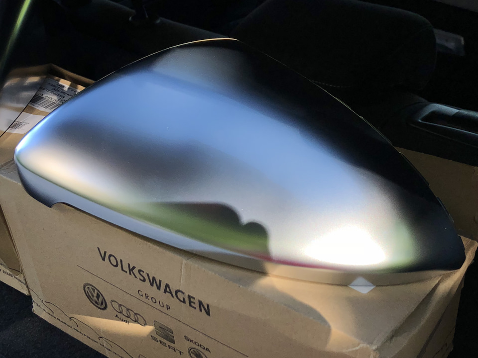 Левый — Volkswagen Golf Mk7