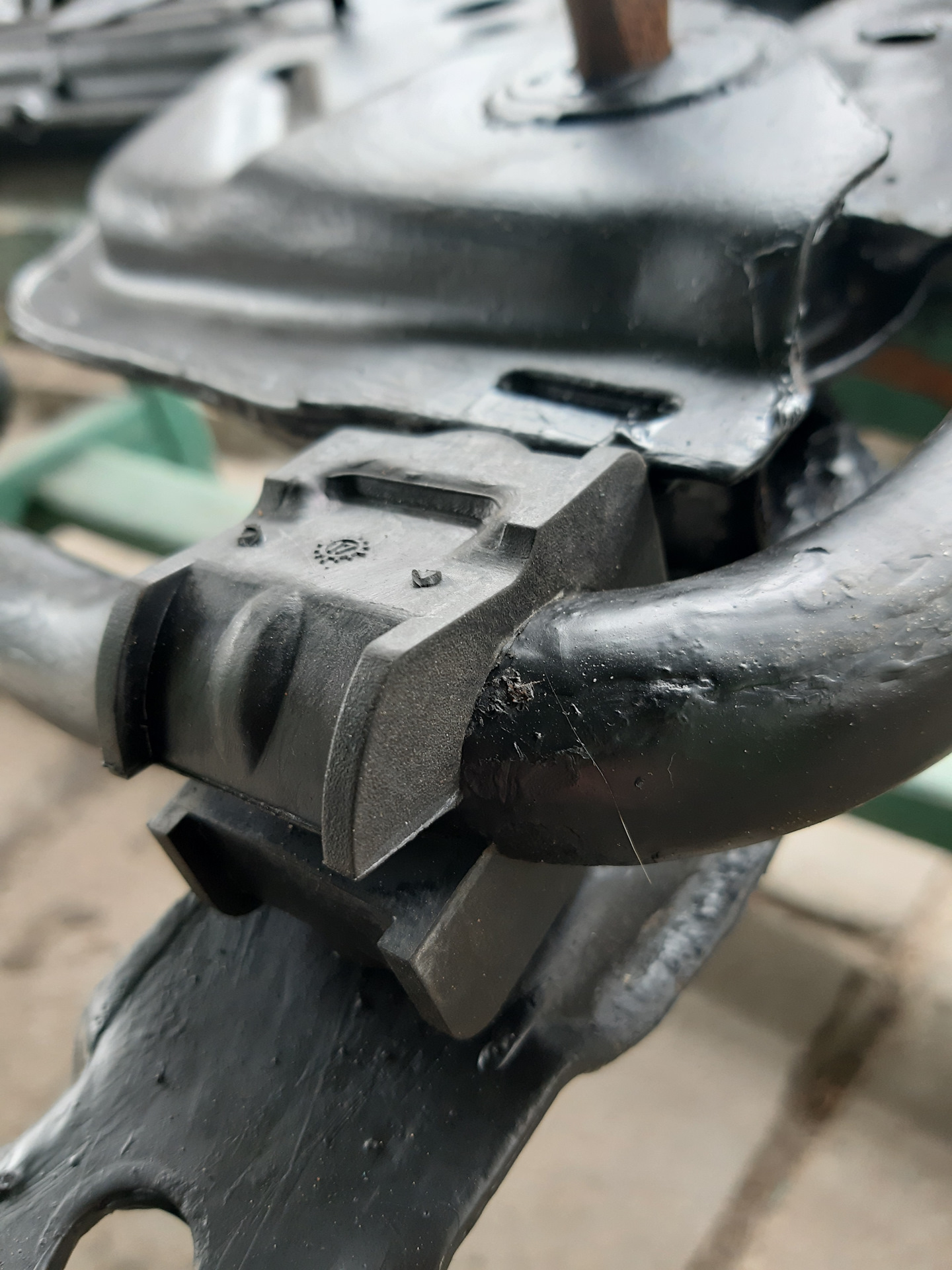 Замена. Подрамник/сайленты/шаровые/тяги/втулки — Volkswagen Passat ...