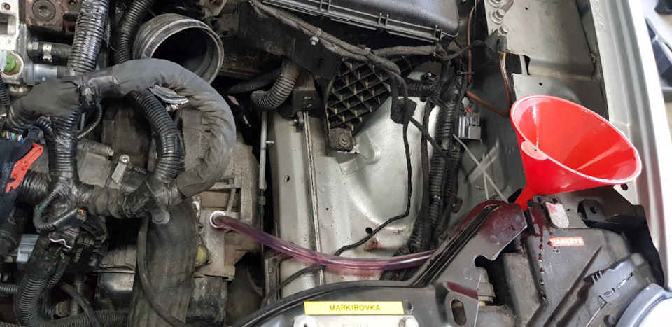 Замена масла в коробке, мост, халдес, угловая — Volvo XC90 (1G), 2,4 л ...