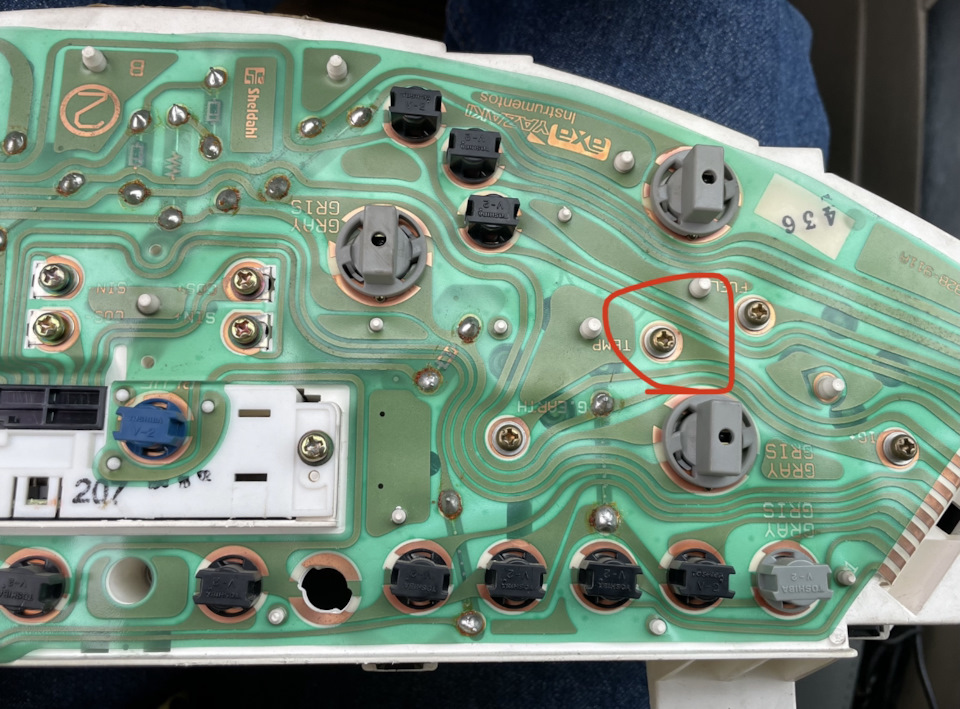 снятие приборной панели — Mitsubishi Galant (8G), 2,4 л, 2002 года ...