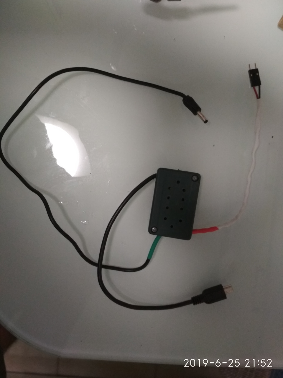 Подключение видеорегистратора и радар-детектора без "соплей" — KIA Ceed ...