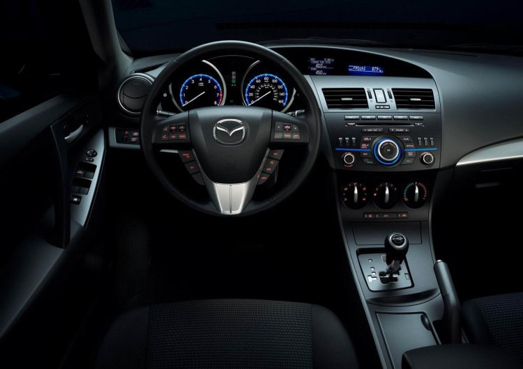 Интерьер mazda 3