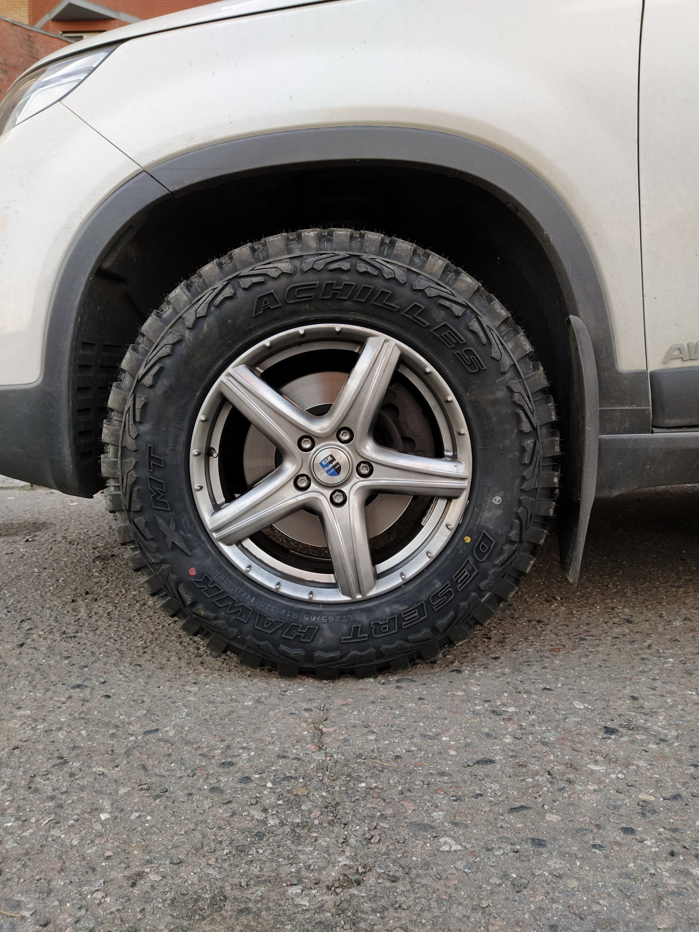 265 65 r17. Achilles Desert Hawk XMT 265/65 r17 120/117q. 265/65 R17 trailblazer. 265/65 R17 на Соренто. 235/65 R18 Sorento XM.