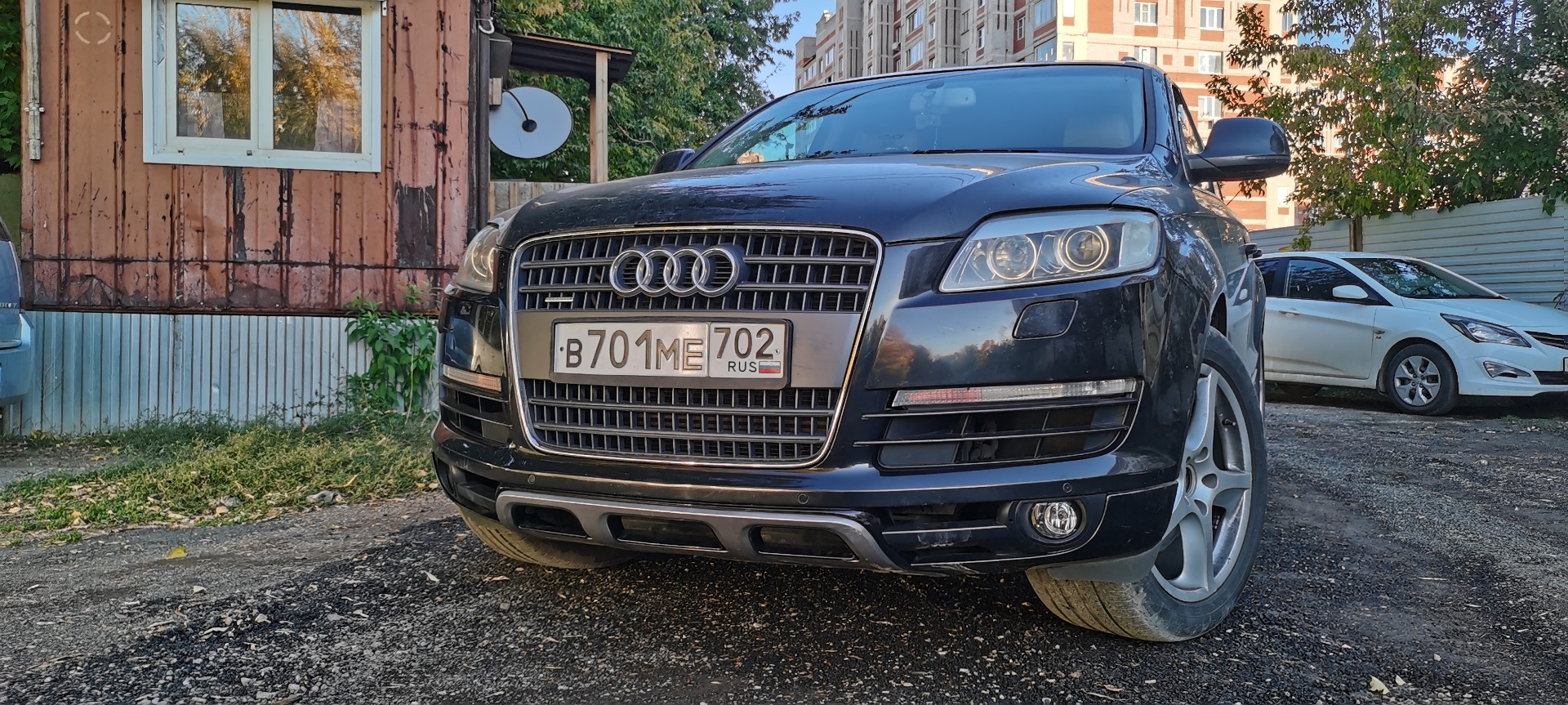 Бампер audi q7. Замена бампера на Audi q7. Ауди q7 офроуд пакет Рестайлинг.