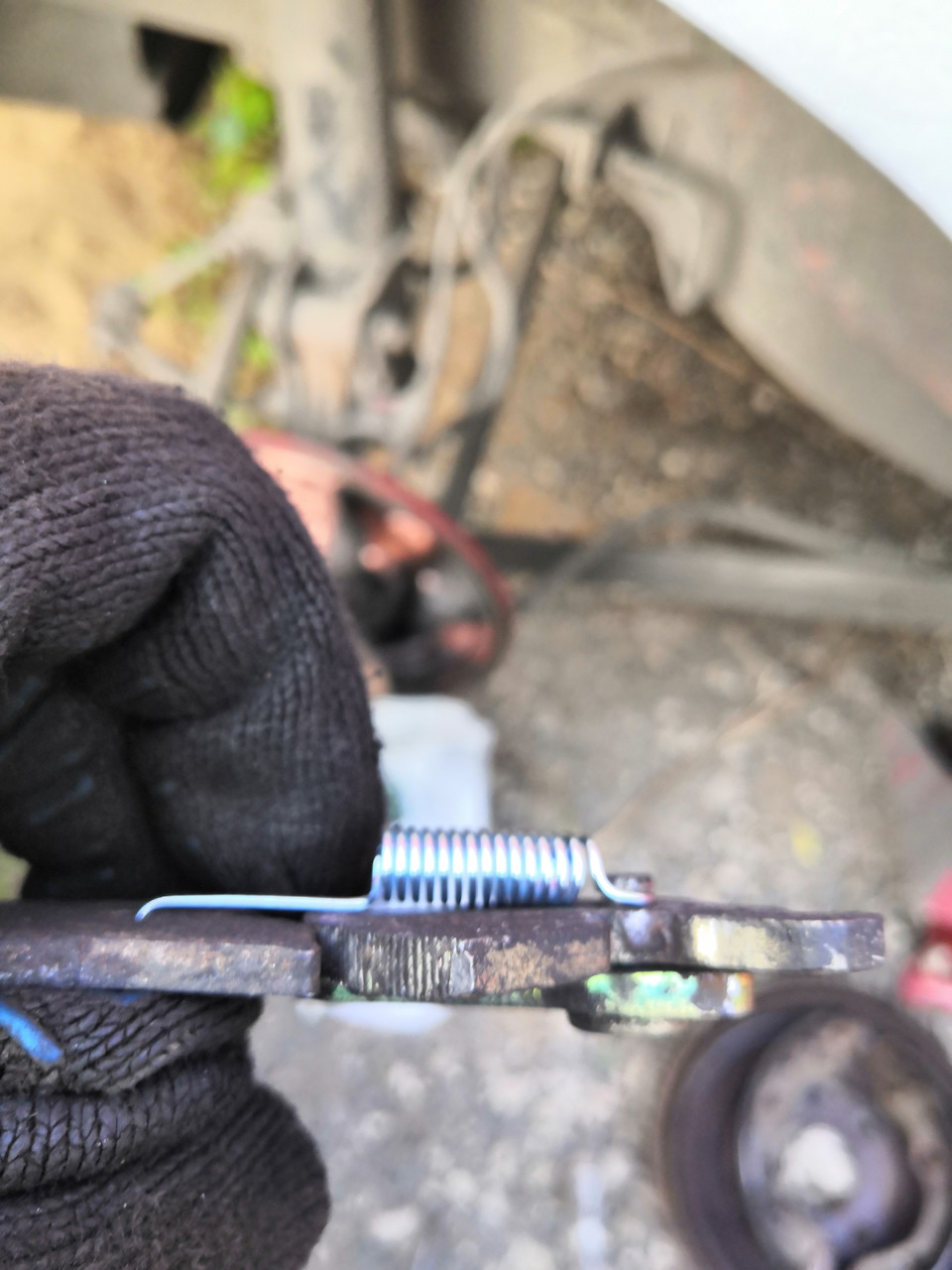 Стук в барабане при торможении — Mazda Familia (BJ), 1,5 л, 1998 года ...