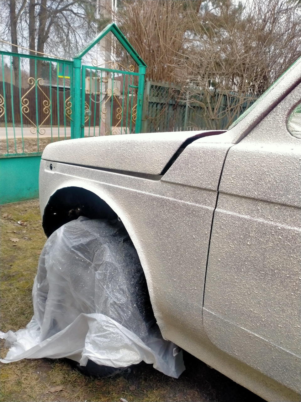 Покраска машины в антигравий. Подготовка и покраска. Ч1 — Lada 4x4 3D, 1,7  л, 1997 года | кузовной ремонт | DRIVE2