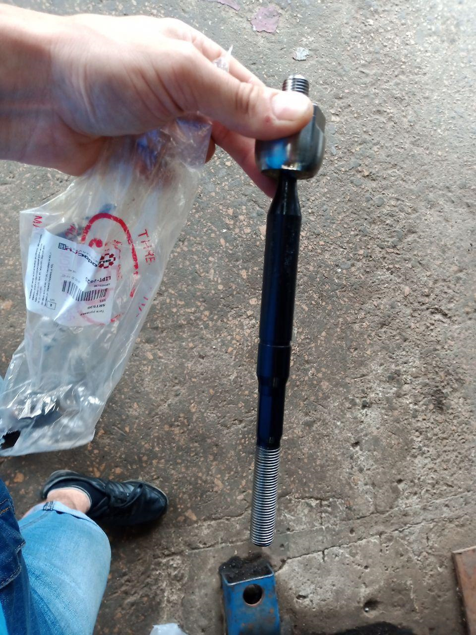 Стук в передней подвеске — Toyota Prius Plug-in Hybrid (1G), 1,8 л ...