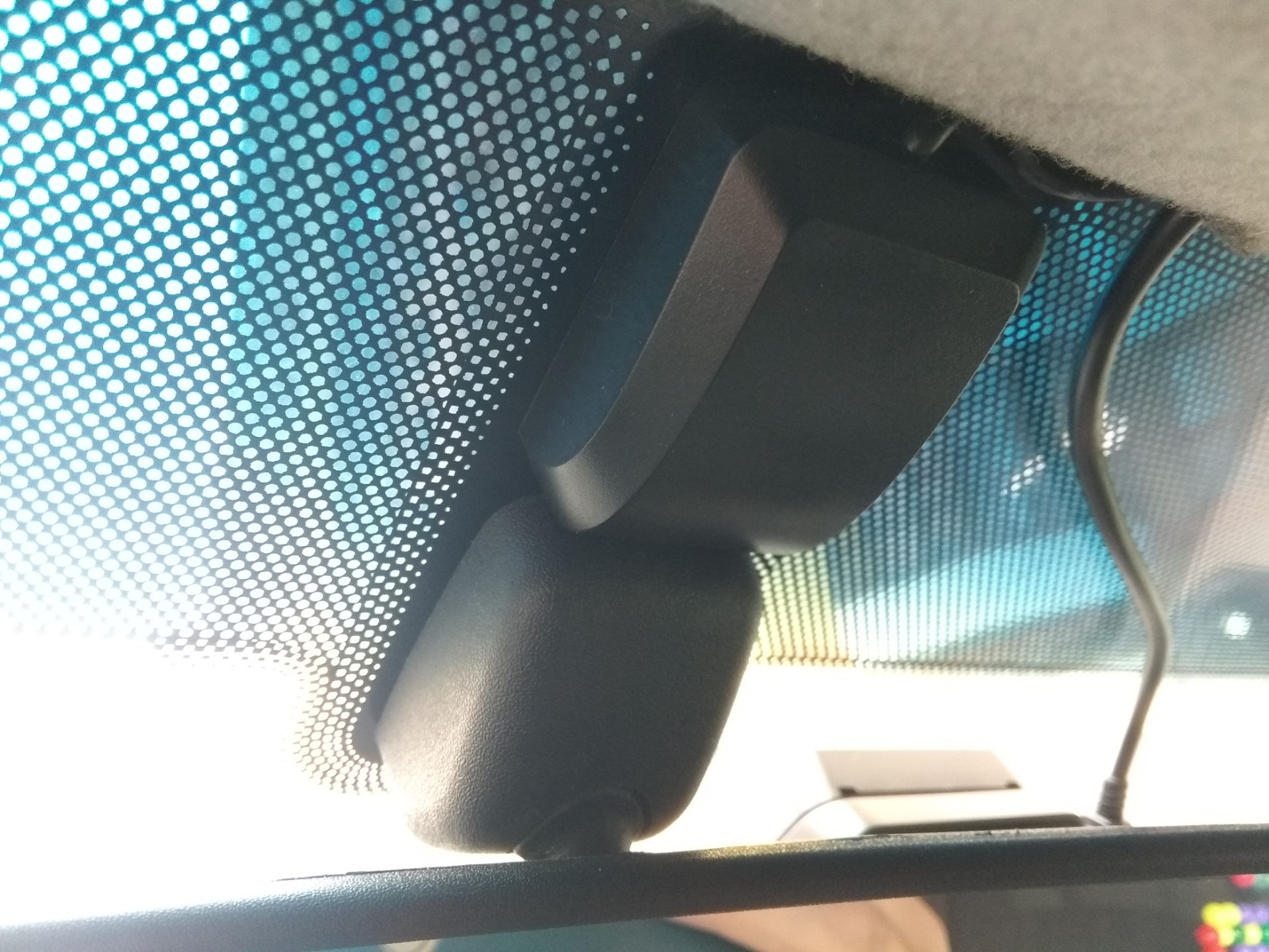 Люфт крепления салонного зеркала — Opel Corsa D, 1,3 л, 2008 года ...