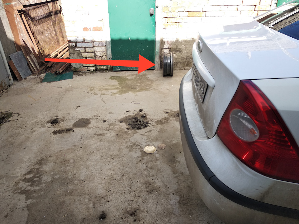Камера заднего вида "Рыбий глаз" — Ford Focus Sedan II, 1,6 л, 2007 ...