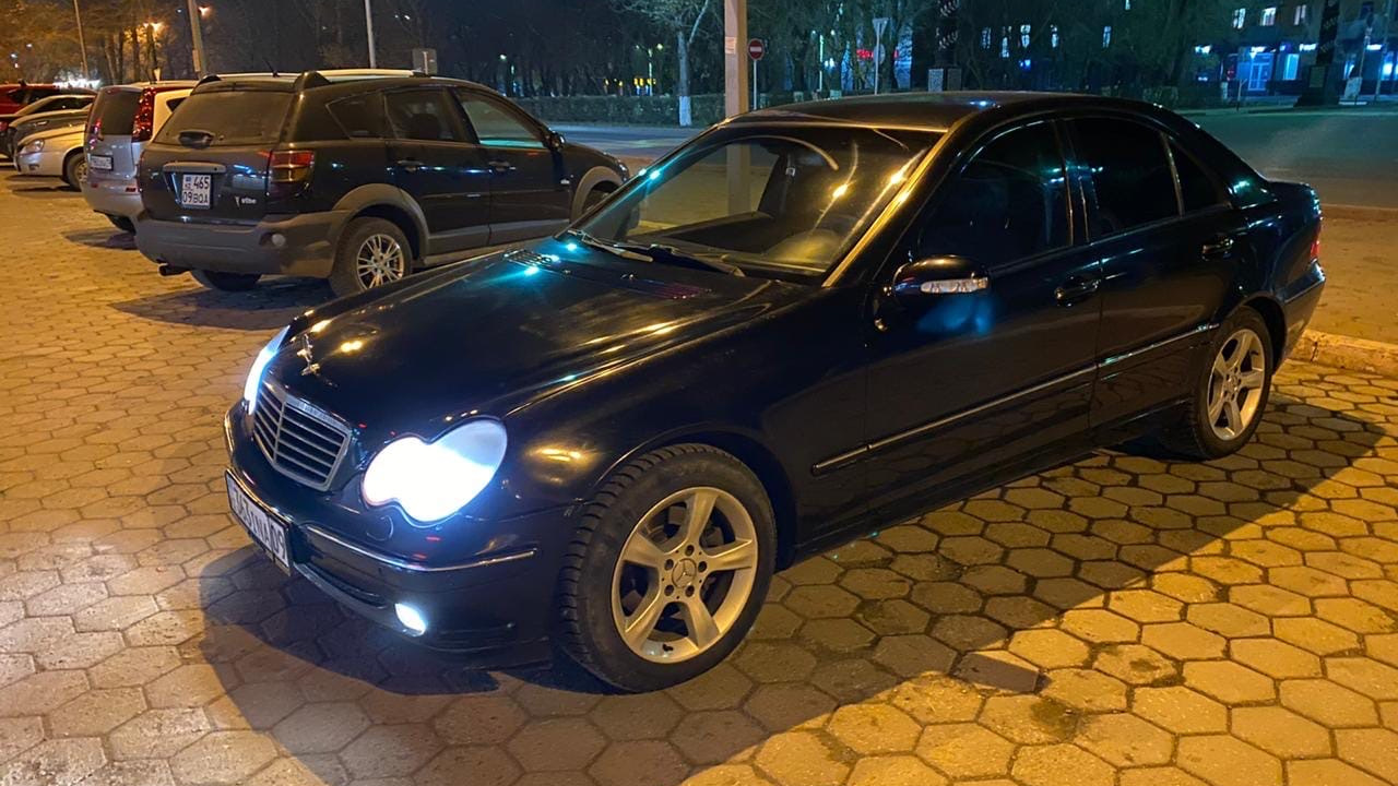 Mercedes-Benz C-class (W203) 2.6 бензиновый 2001 | 2.6 на DRIVE2