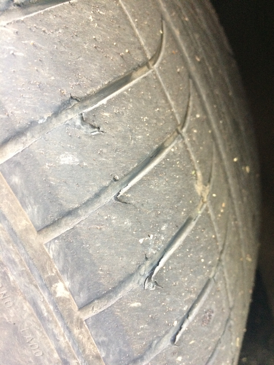 На сезон её вполне хватит, но итог печален. Возможно брак или востановленная. — Audi Q7 (1G)