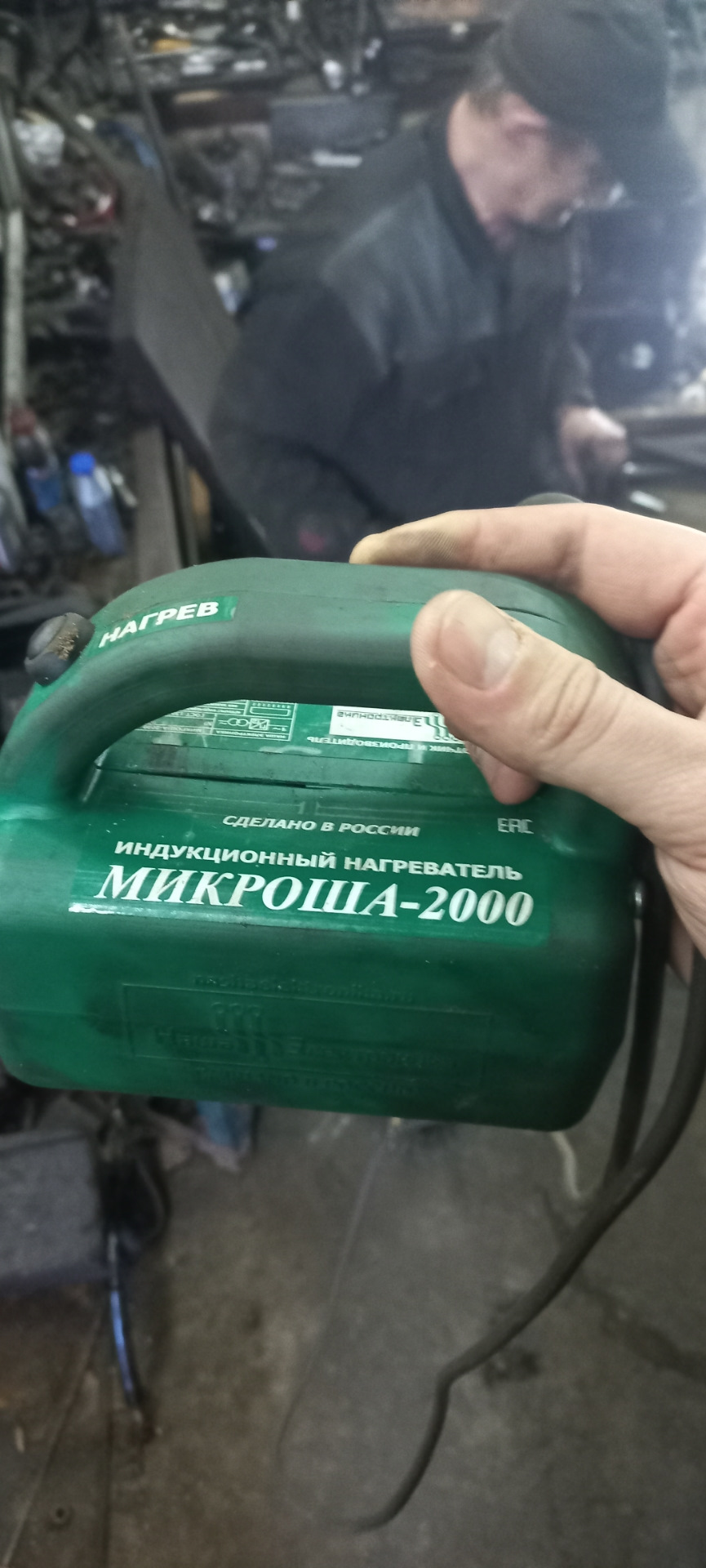 микроша жарит! или как заменить тормозной шланг без облома тормозной ...