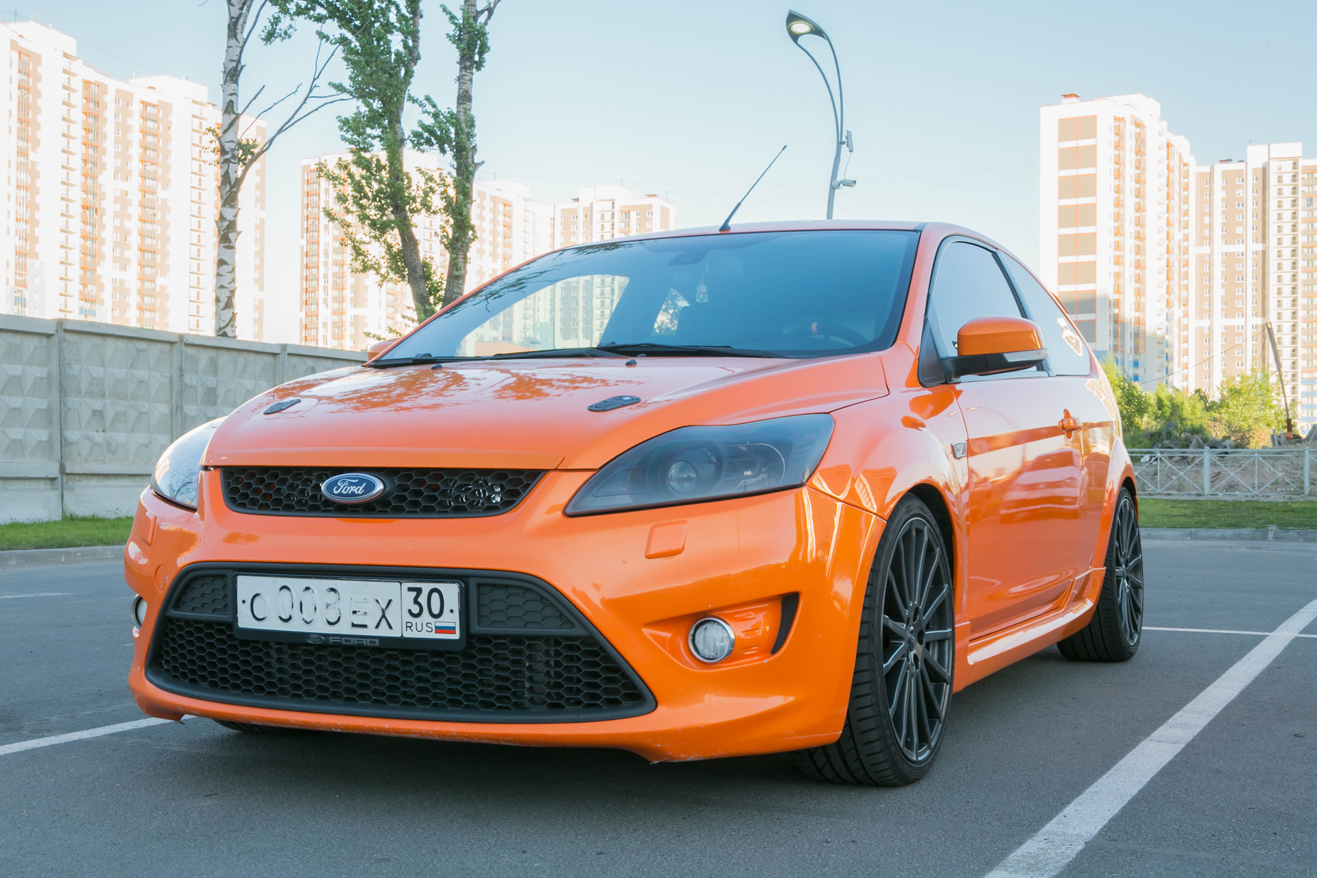 Ford Focus 2 RS stance