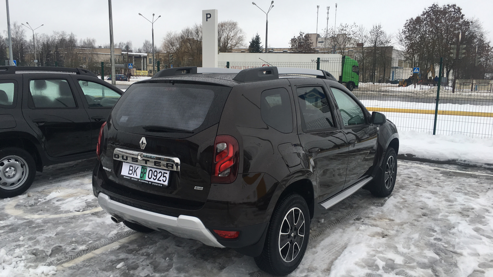 Renault Duster (1G) 2.0 бензиновый 2018 | 