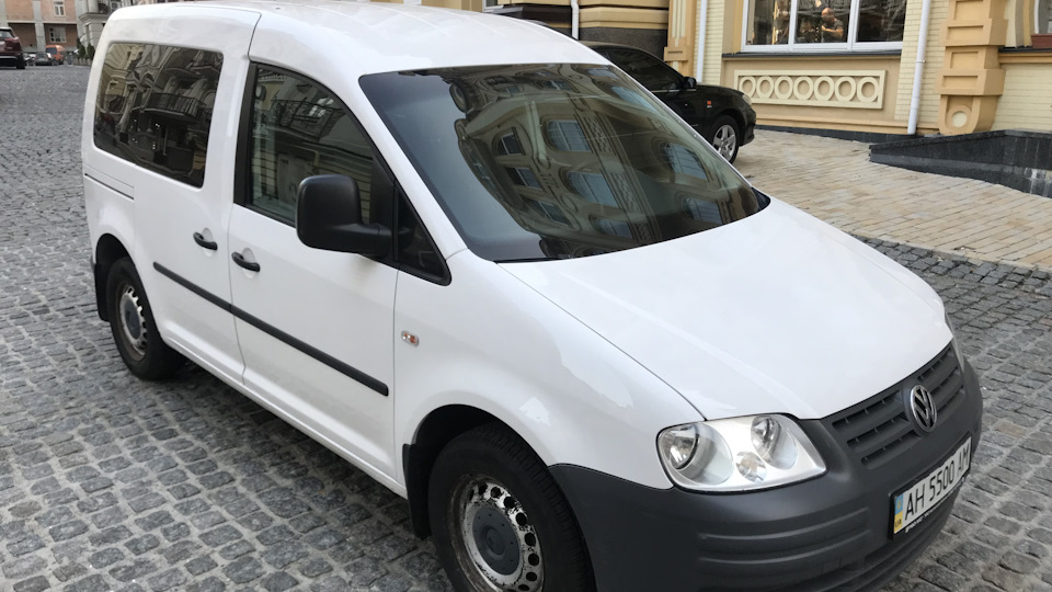 volkswagen caddy semimestnyj slabak