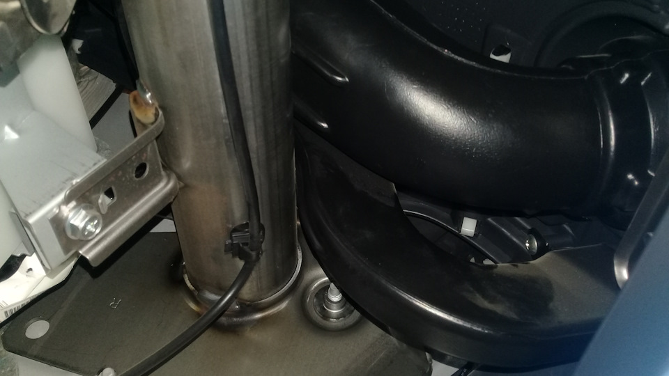 Охлаждаемый перчаточный ящик sx4 — Suzuki SX4 (1G), 1,6 л, 2012 года ...