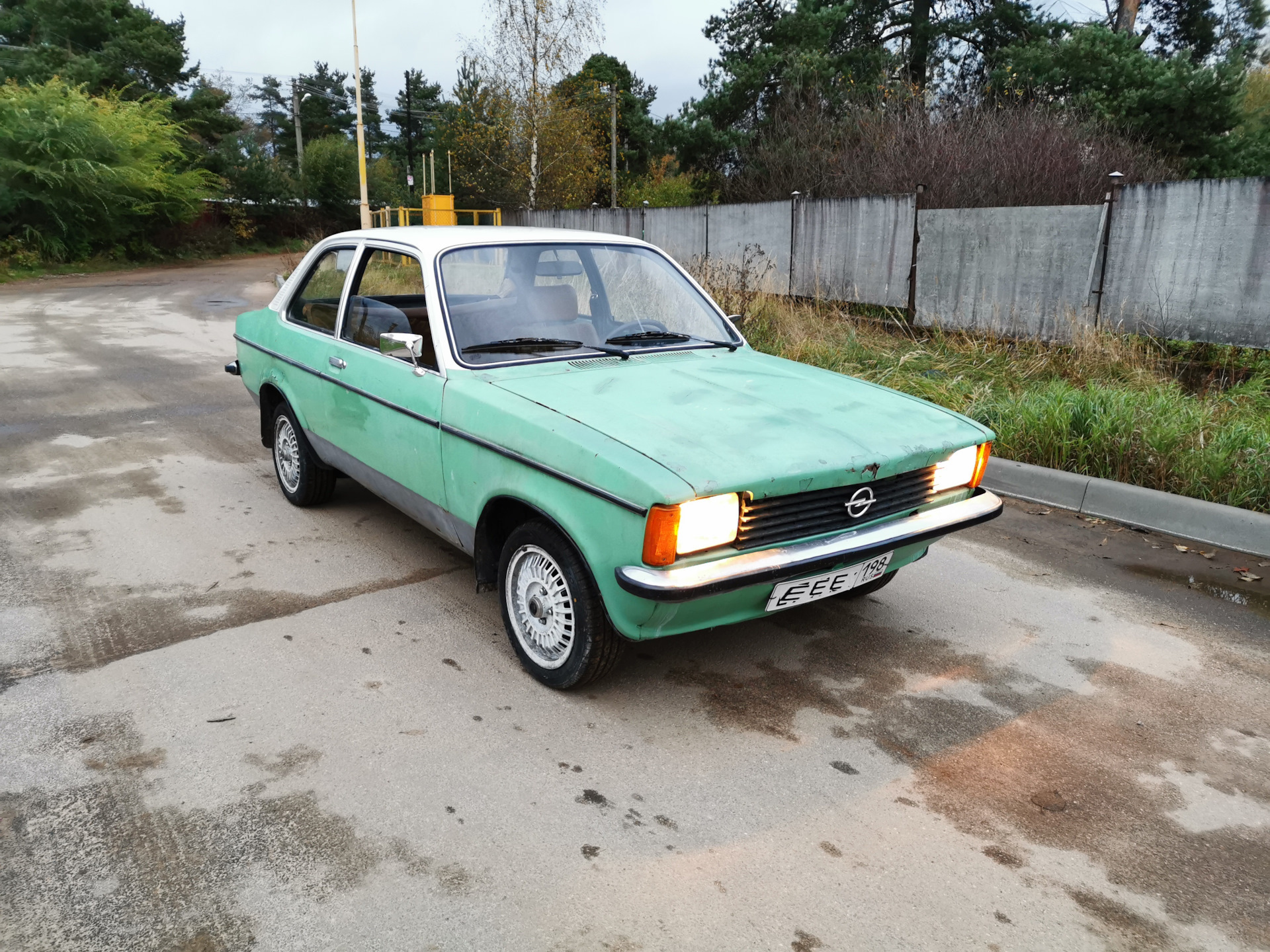 Opel Kadett c 1977