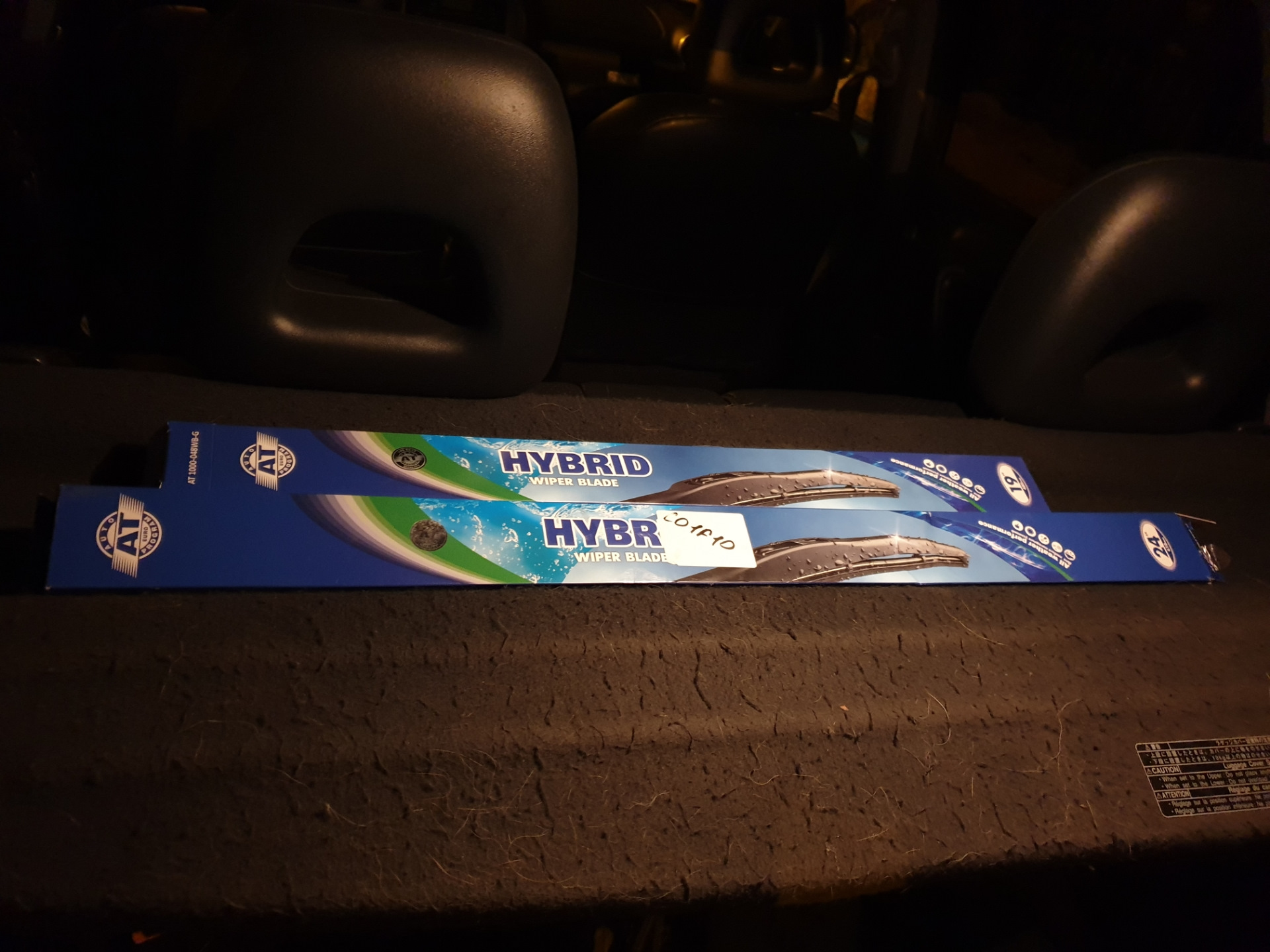 Щётки стеклоочистителя гибридные фирмы AT (Чехия) — Toyota RAV4 (II), 2 ...