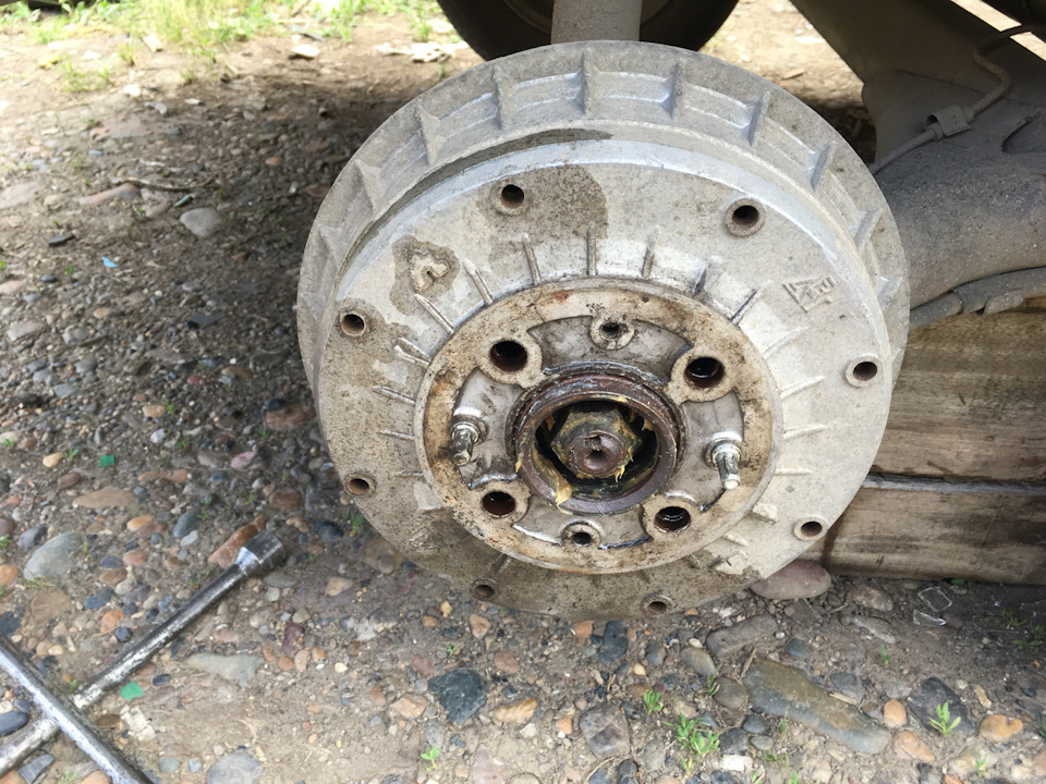 Задний ступичный подшипник — Lada 2115, 1,5 л, 2005 года | своими ...