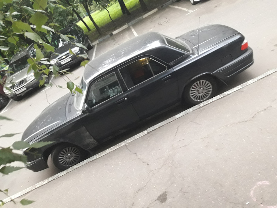 Шпильки в вместо болтов бугелей и заднюю крышку ГБЦ змз 406.Карл, этой ...