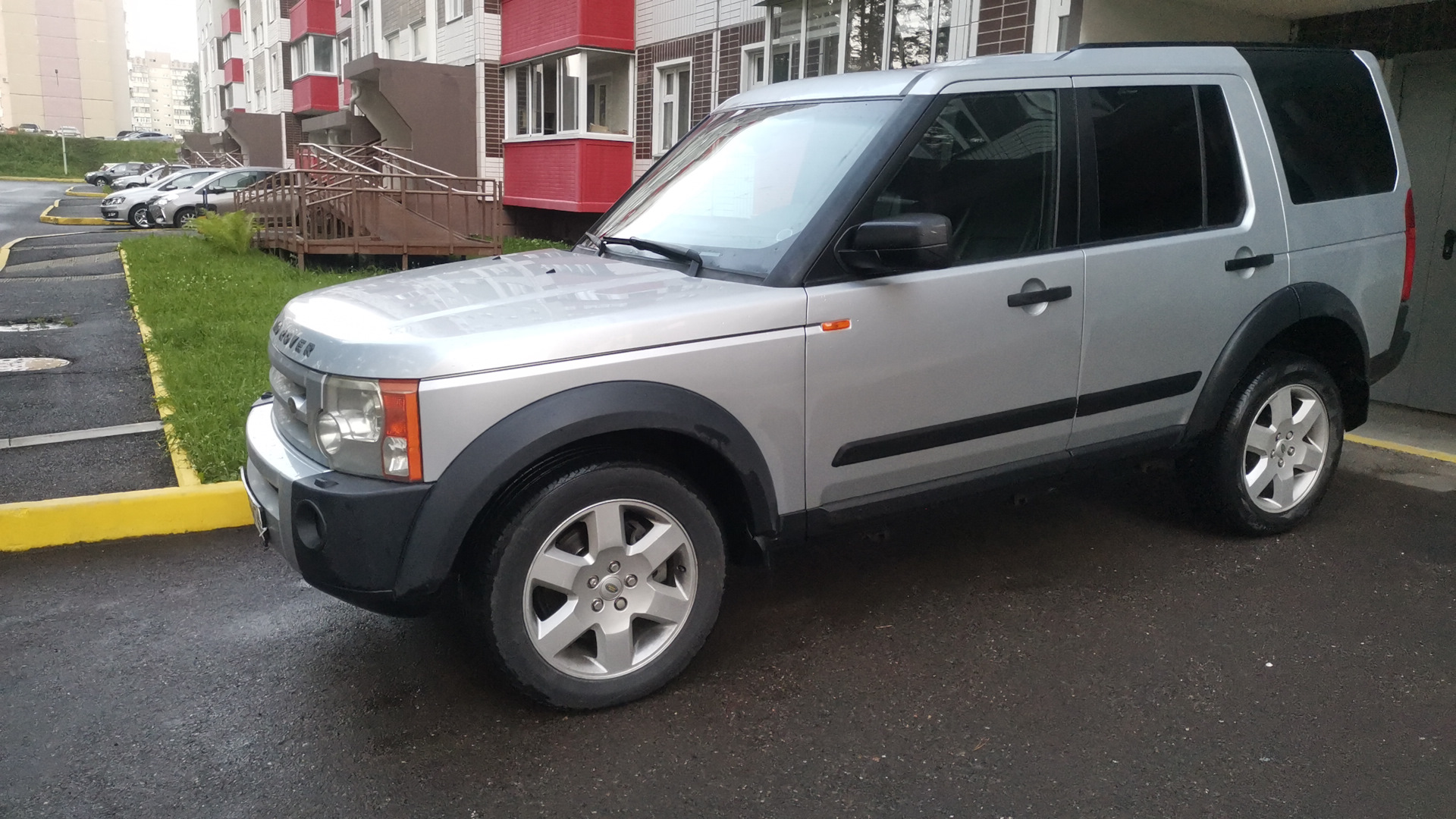 Land Rover Discovery III 4.4 бензиновый 2006 | на DRIVE2