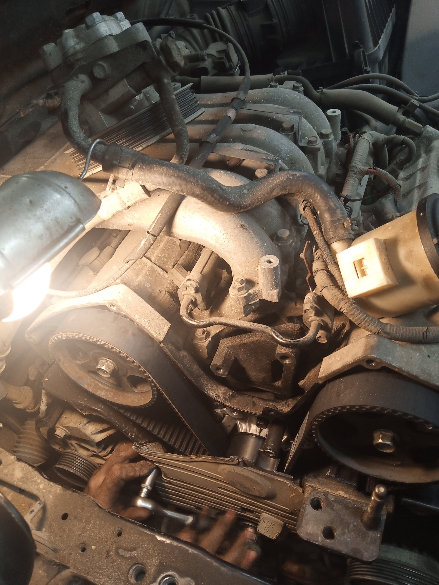 Замена ремня ГРМ — Hyundai Santa Fe (2G), 2,7 л, 2008 года | визит на ...