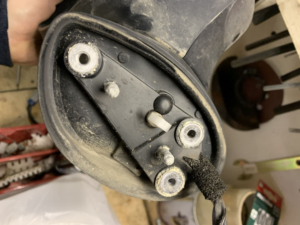 Привод складывания левого зеркала — Mazda CX-5 (1G), 2 л, 2015