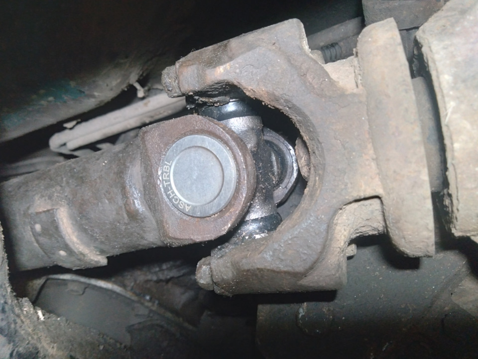 Замена крестовины переднего кардана — Chevrolet Blazer (S-10), 4,3 л ...
