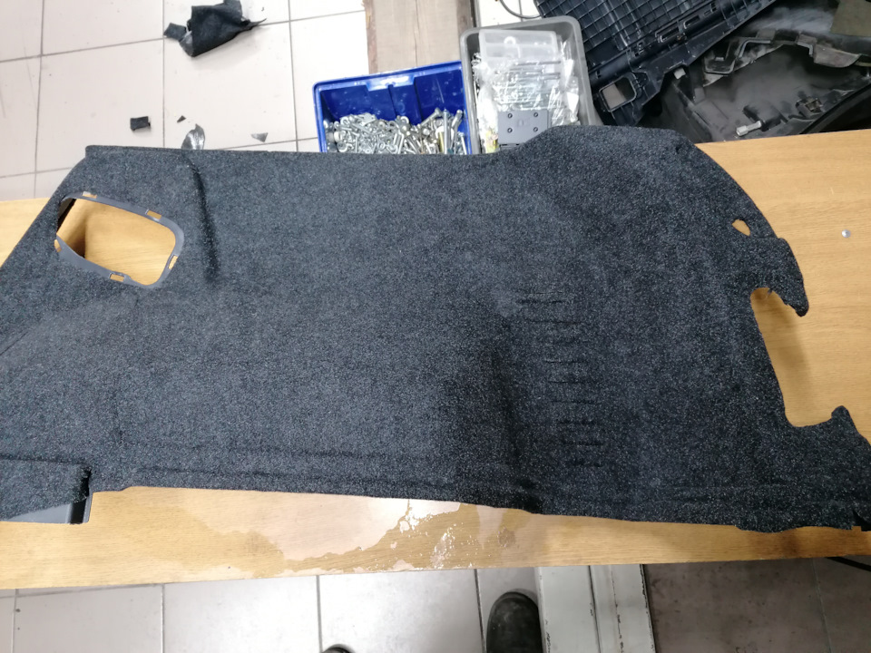 Шумо -виброизоляция багажника и оклейка пластика карпетом — Renault ...