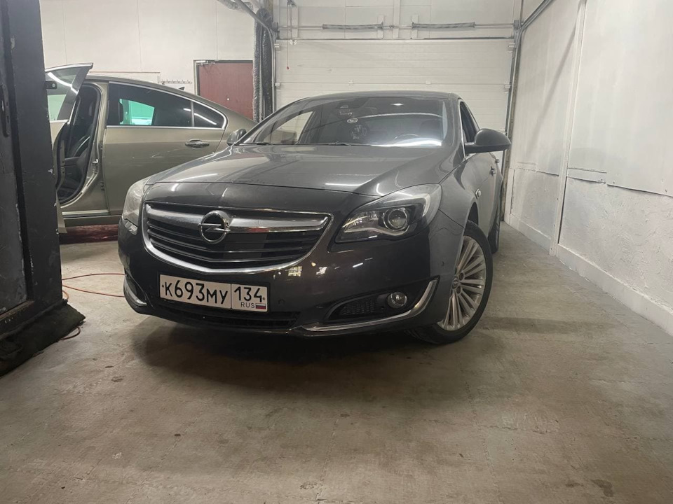 Фото в бортжурнале Opel Insignia (1G)