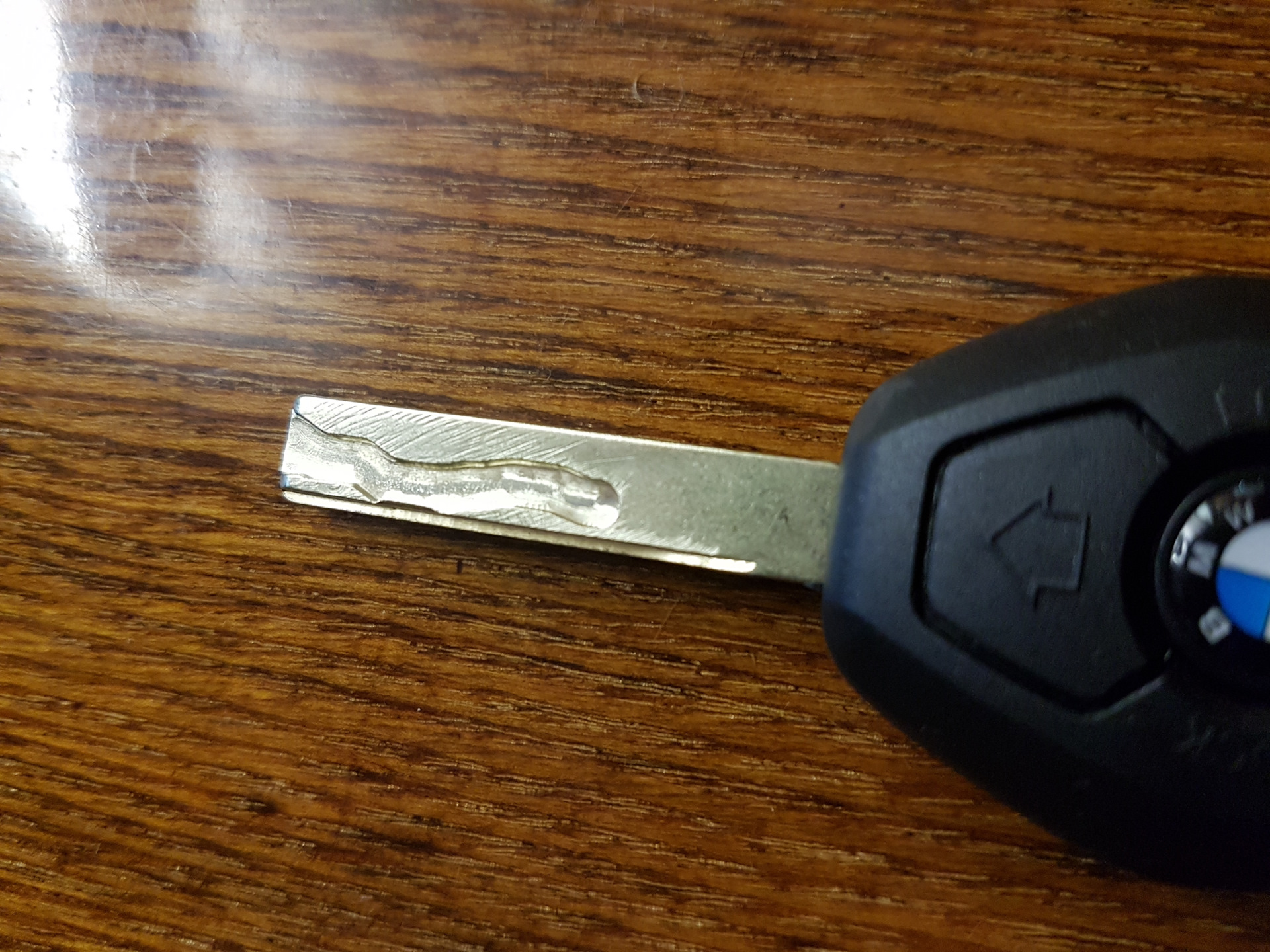 М 2 ключ е. Ключ 2с1.61.241. BMW дубликат ключа. Дубликат ключа ix55. БМВ е70 ключ второго поколения.