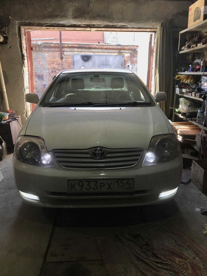 Установка новых лампочек — Toyota Corolla (120), 1,5 л, 2001 года ...