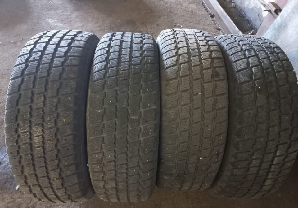 Шины зимние шипованные Cooper 225/65 R17. Б/у | 9 000 ₽ в городе Санкт ...