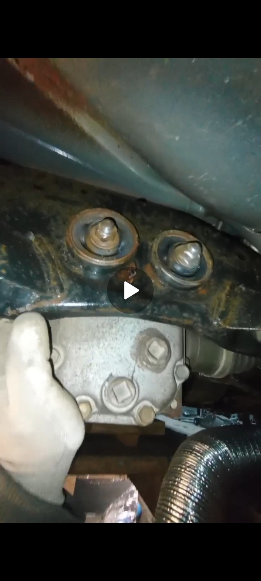 Сайлентблоки заднего редуктора — Subaru Legacy (BE/BH/BT), 2 л, 2000 ...